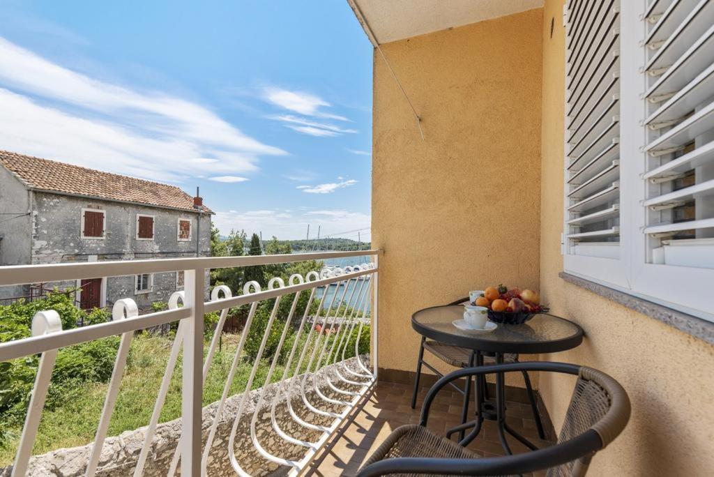 Apartments Tara, Sibenik - Mandalina Esterno foto