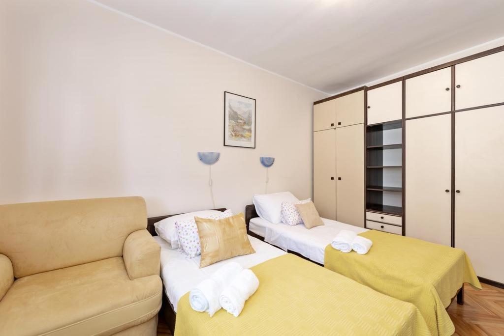 Apartments Tara, Sibenik - Mandalina Esterno foto